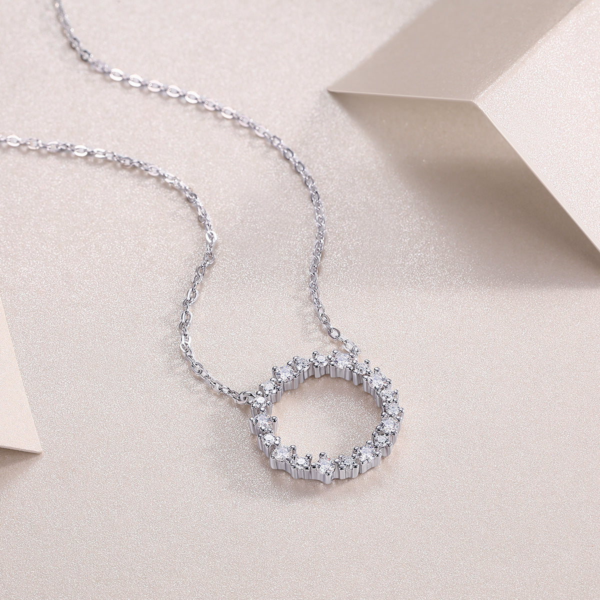 1Emerald Water Ripples - A Fashionable And Luxurious Diamond Jewelry Pendant Set With Moissanite S925 Sterling Silver And Platinum Plating Prohibit TikTok sales - 5 - cj