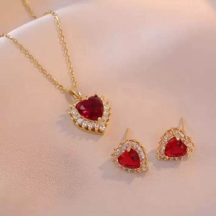 Fashion Micro - inlaid Pendant Ruby Heart Necklace - 0 - CJ