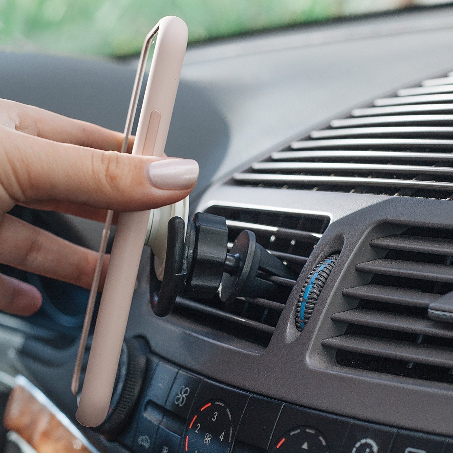 Car phone holder - 0 - CJ