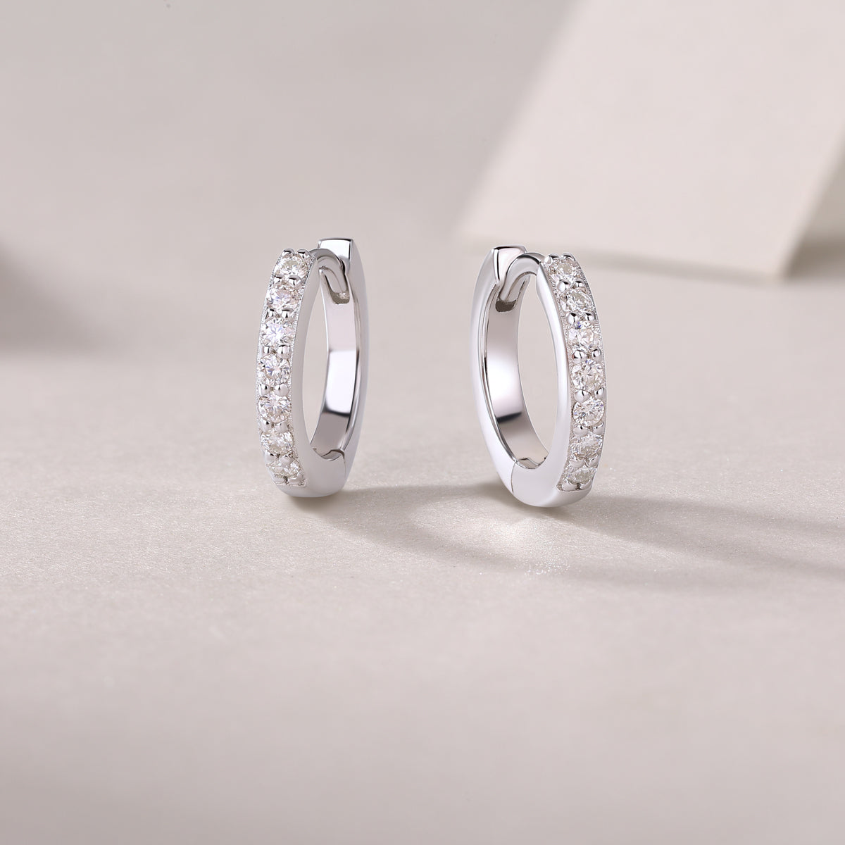1Sure Diamond Set Moissanite Silver Earrings Luxury Fashion Diamond Earrings Stud Earrings Prohibit TikTok sales - 5 - CJ