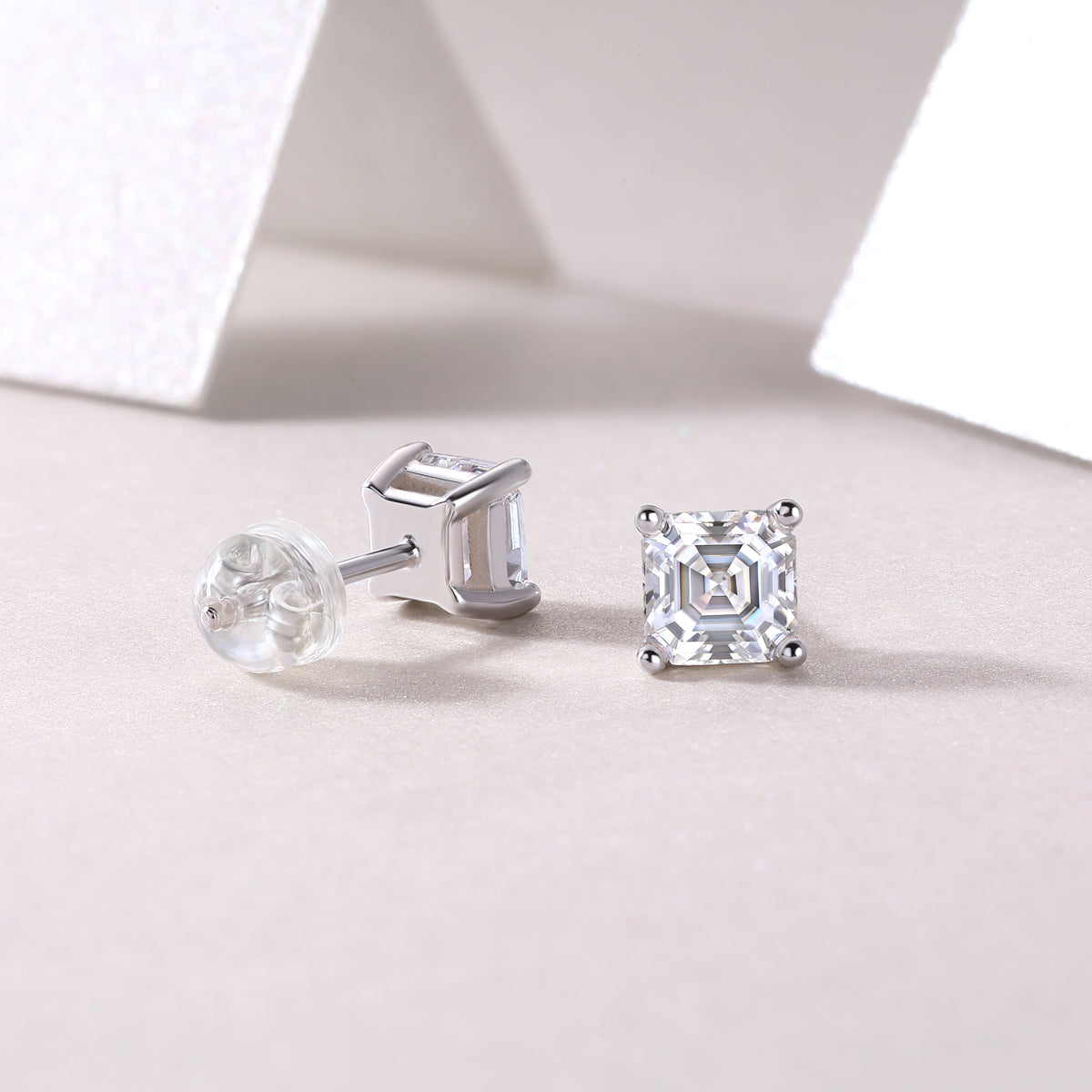 1Unrestrained - A Fashionable And Luxurious Diamond Jewelry Piece Set With Square Moissanite S925 Sterling Silver And Platinum - plated Pendant Prohibit TikTok sales - 5 - cjdropshipping