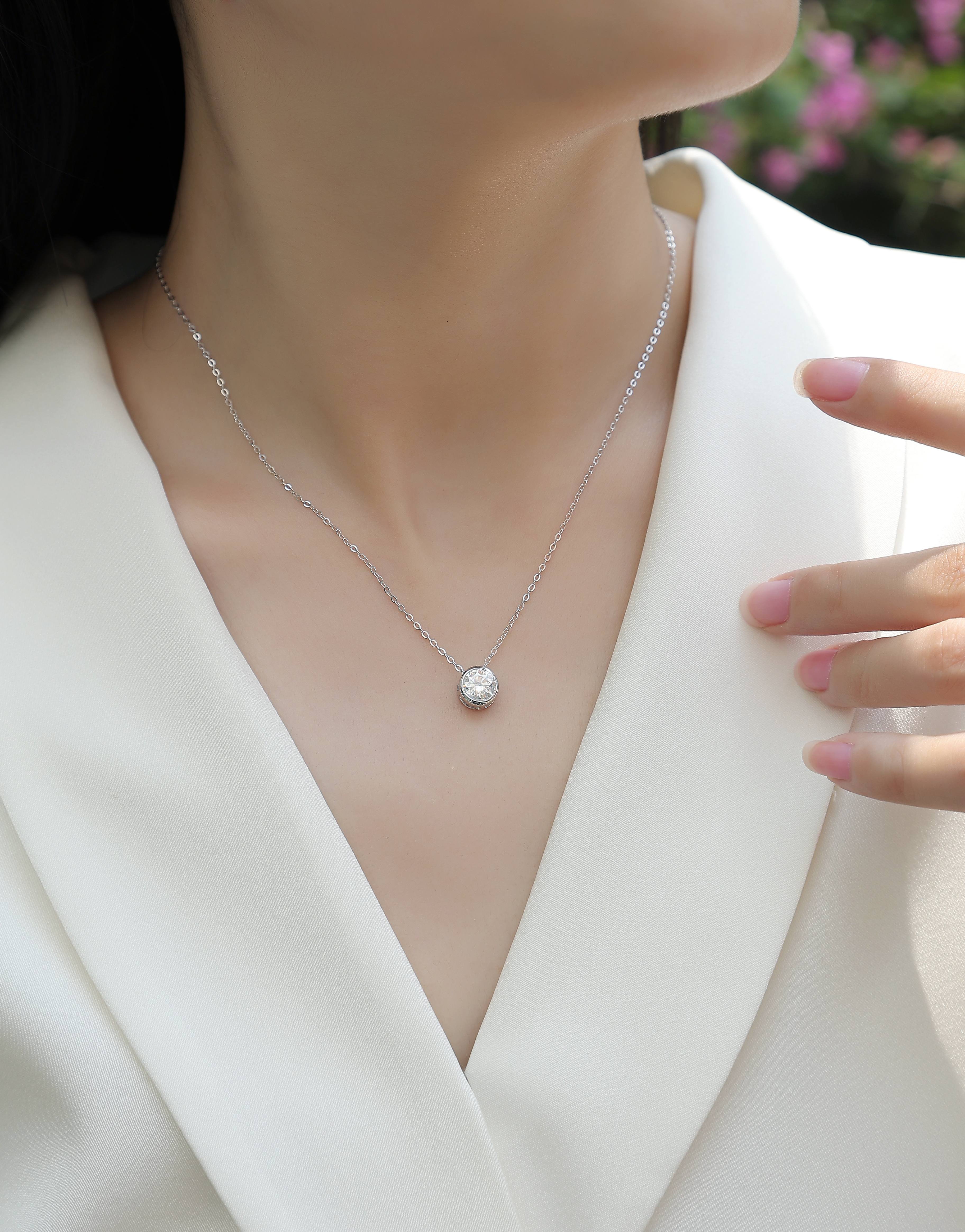 1Purity - A Fashionable And Luxurious Diamond Jewelry Pendant Set With 1 - carat Moissan Diamond S925 Sterling Silver Prohibit TikTok sales - 5 - cj