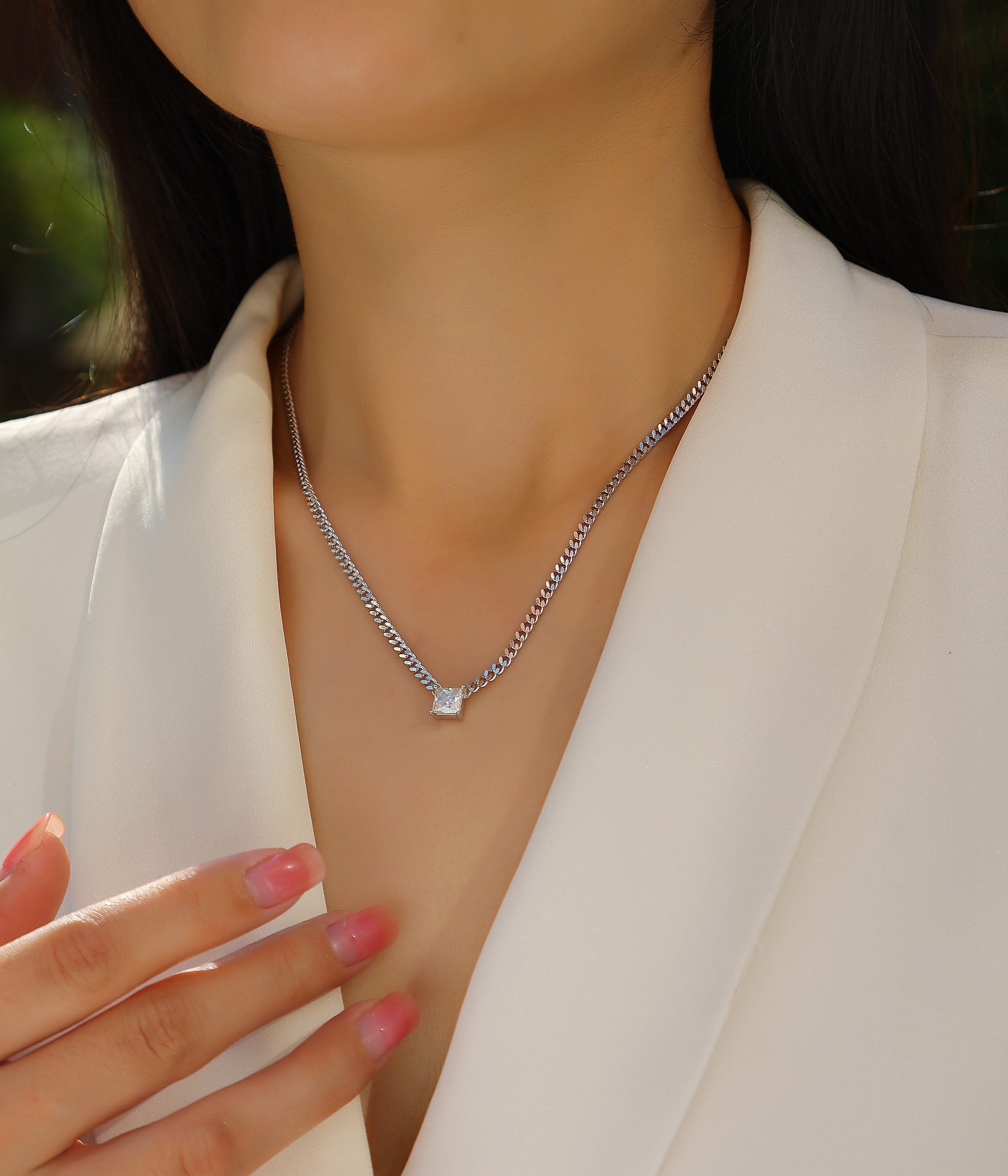 1Zhang Yang - A Fashionable And Luxurious Diamond Jewelry Pendant Set With Square Moissanite S925 Sterling Silver Prohibit TikTok sales - 5 - cj