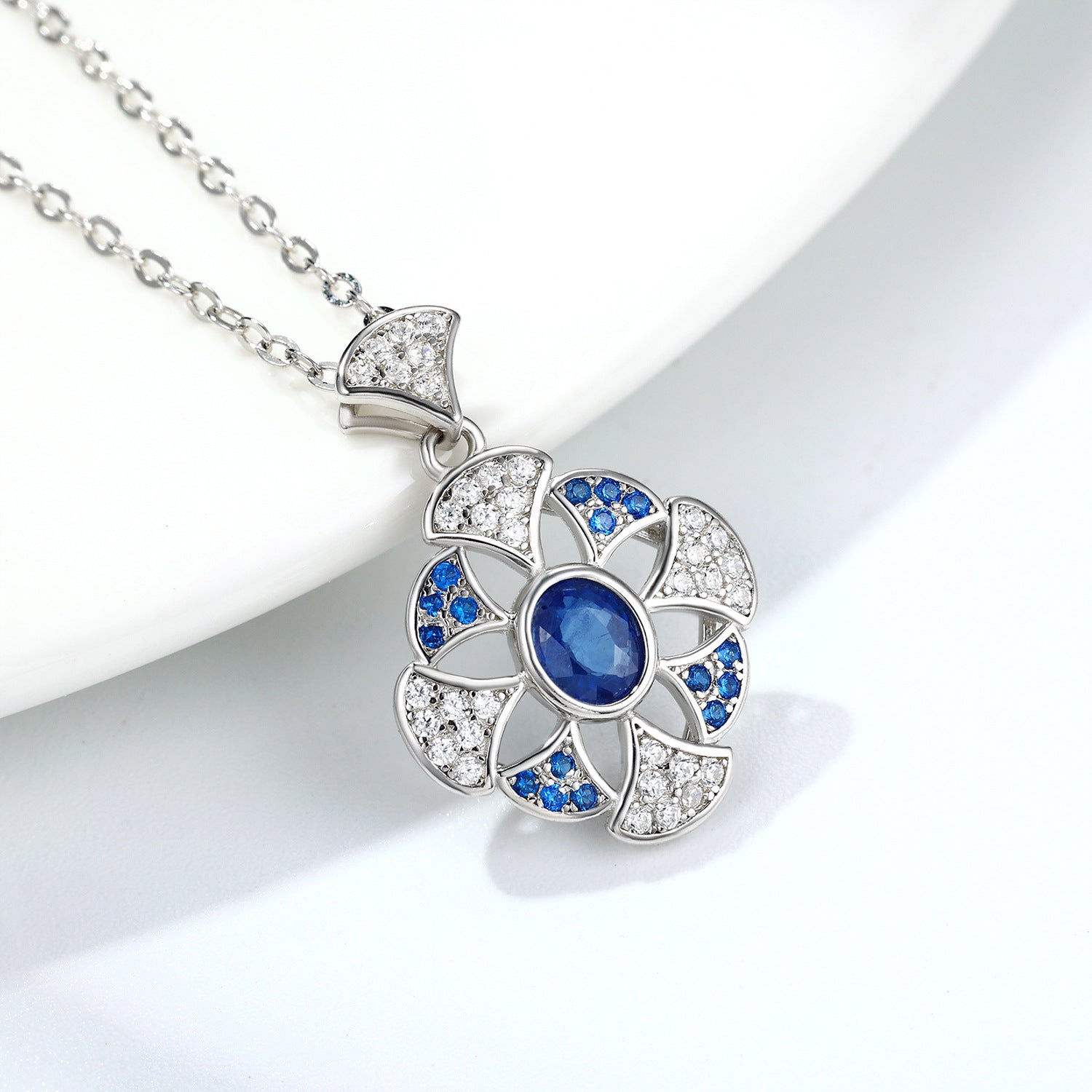 Temperament Gingko Leaf Pendant S925 Silver Set Natural Sapphire Necklace - 4 - https://x.com/titan_prim62775J