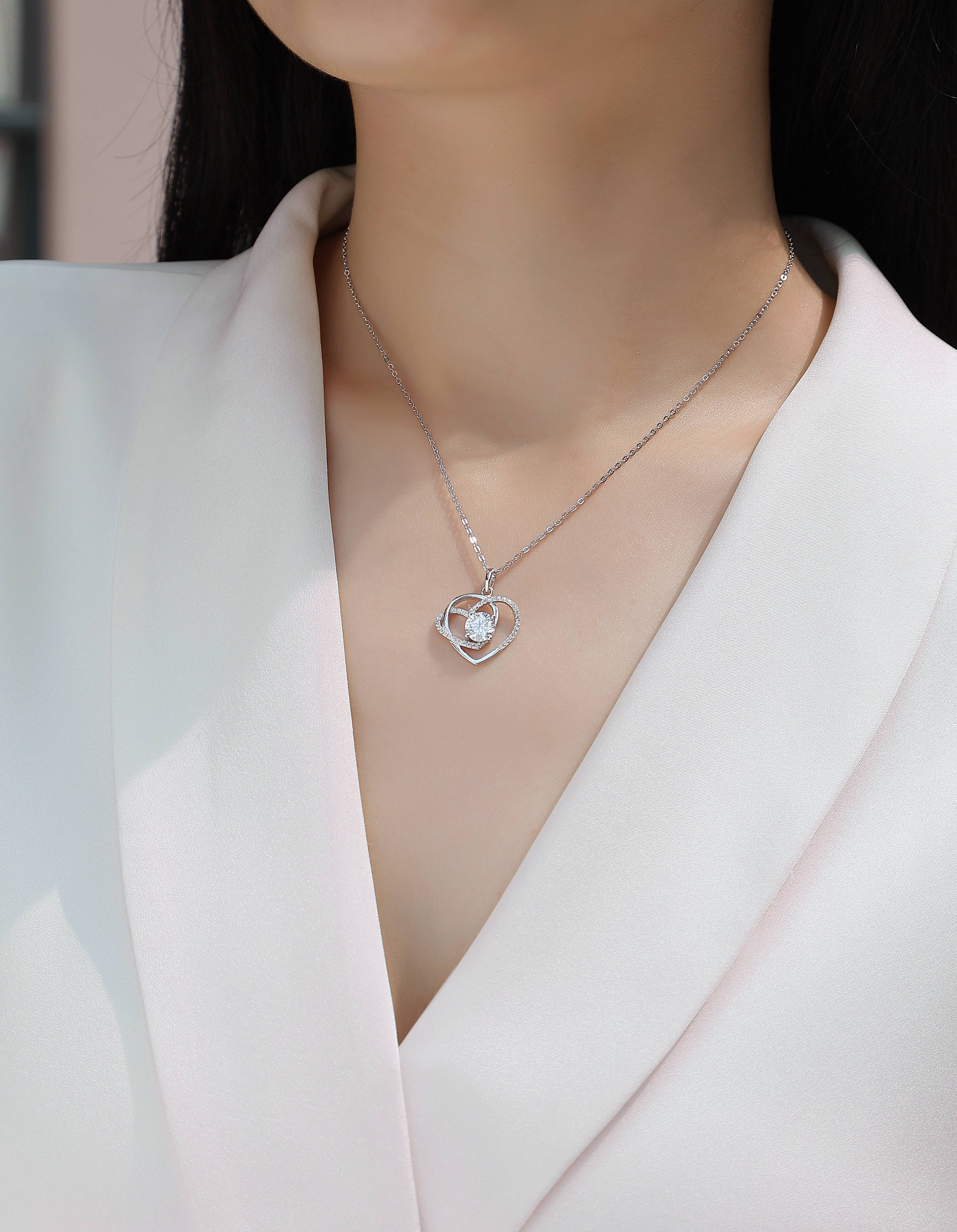 1Heart To Heart - A Fashionable And Luxurious Diamond Jewelry Pendant Set With 1 - carat Moissan Diamond S925 Sterling Silver And Platinum Plating Prohibit TikTok sales - 5 - CJ