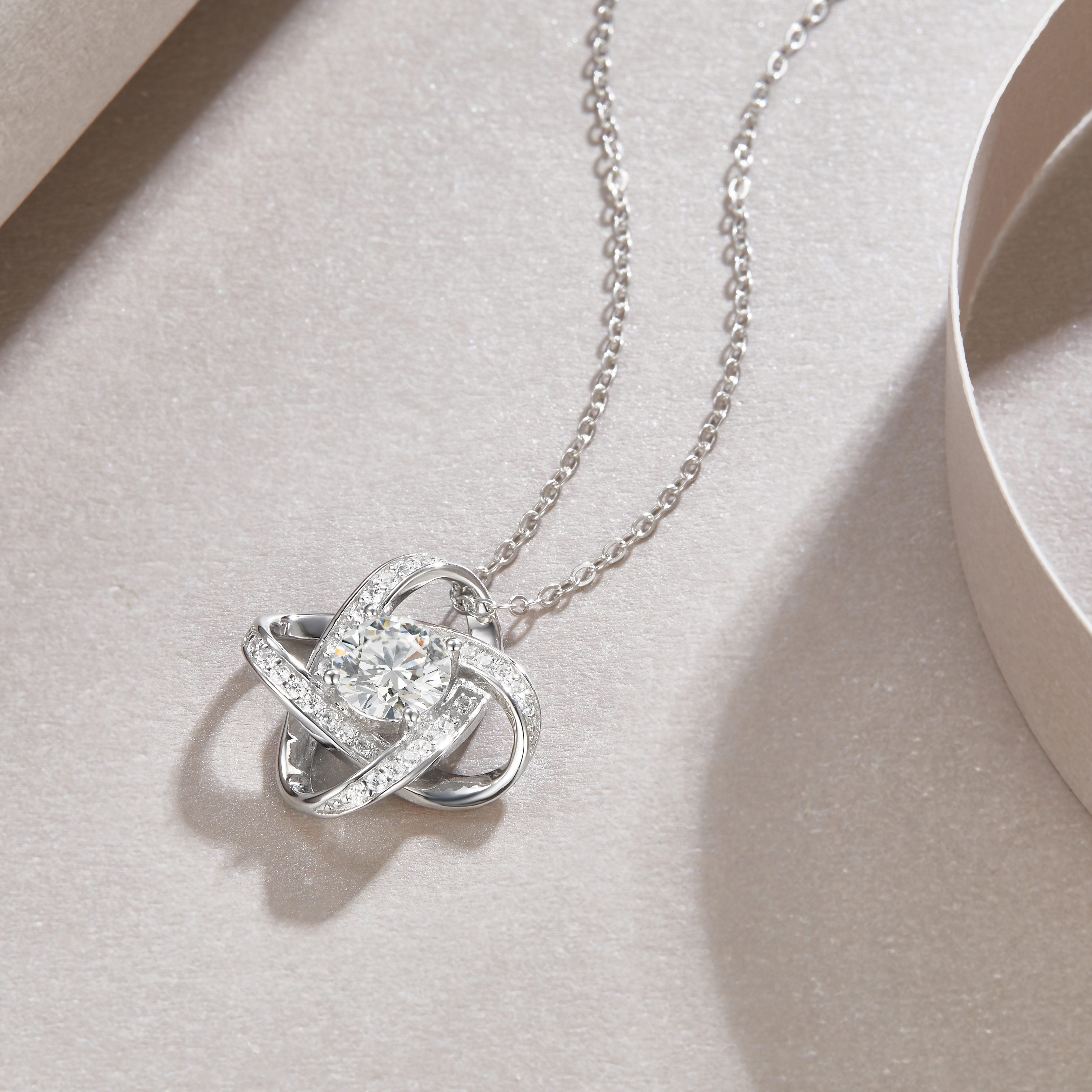 1Reciprocating - A Fashionable And Luxurious Diamond Jewelry Pendant Set With 1 - carat Moissanite S925 Sterling Silver And Platinum Plating Prohibit TikTok sales - 5 - cj