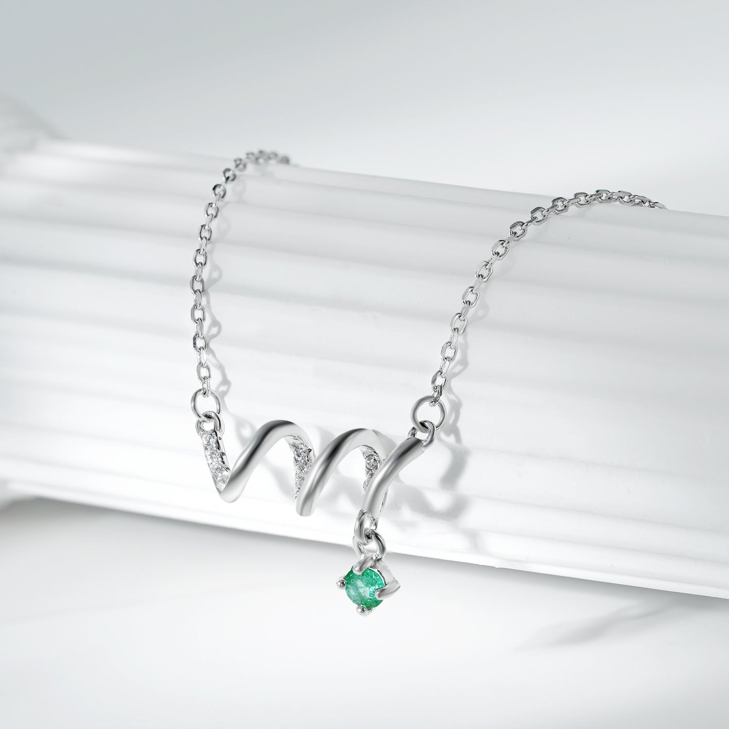 Fashion ECG Necklace Versatile Women's Jewelry Simple S925 Silver Set Emerald Pendant Collar Chain - 4 - CJ