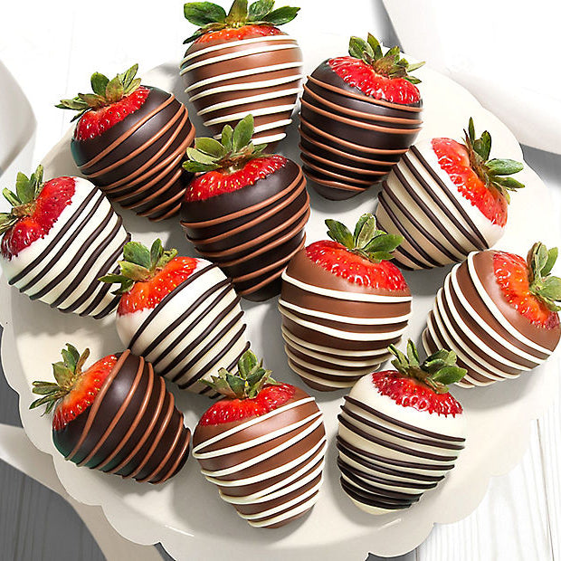 Chocolate Dipped Strawberries: Dozen - GreatArrivals