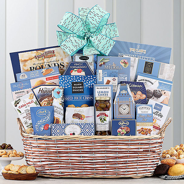 The Newporter: Gourmet Gift Basket - GreatArrivals
