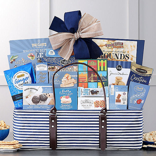 Crowd Pleaser: Gourmet Gift Basket - GreatArrivals
