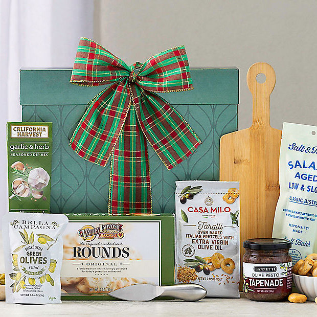 Cocktail Hour Companion: Gourmet Gift Box - GreatArrivals