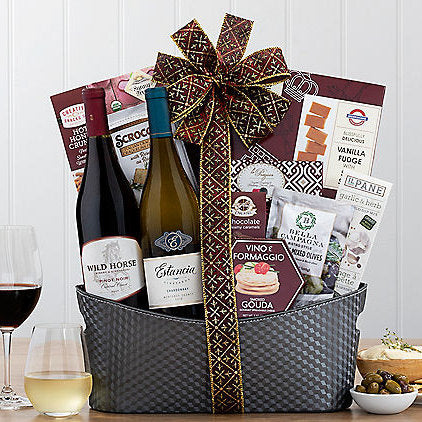 Royal Duet: Pinot Noir & Chardonnay Wine Basket - GreatArrivals