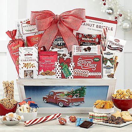 Merry & Bright: Holiday Gift Basket - GreatArrivals