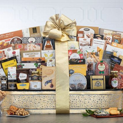 Colossal Gourmet: Gourmet Gift Basket - GreatArrivals