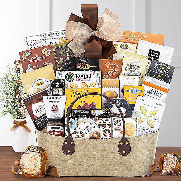 Elegant Expressions: Gourmet Gift Basket - GreatArrivals