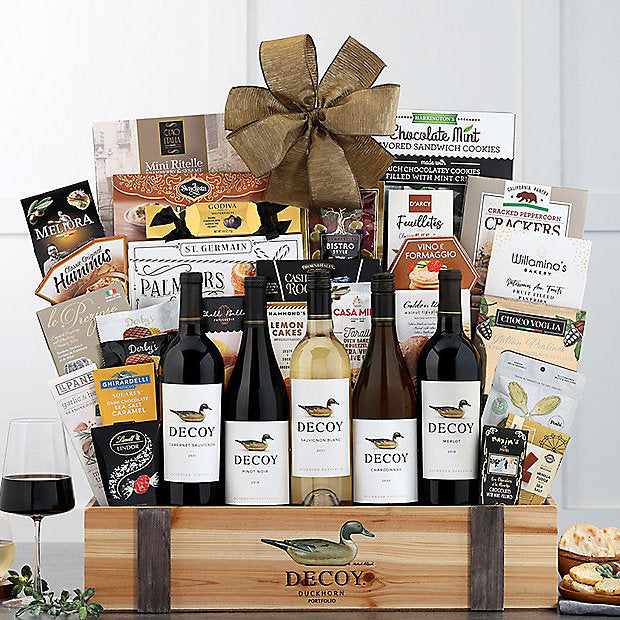 Duckhorn Vineyards Collection: Wine Gift Basket - GreatArrivals