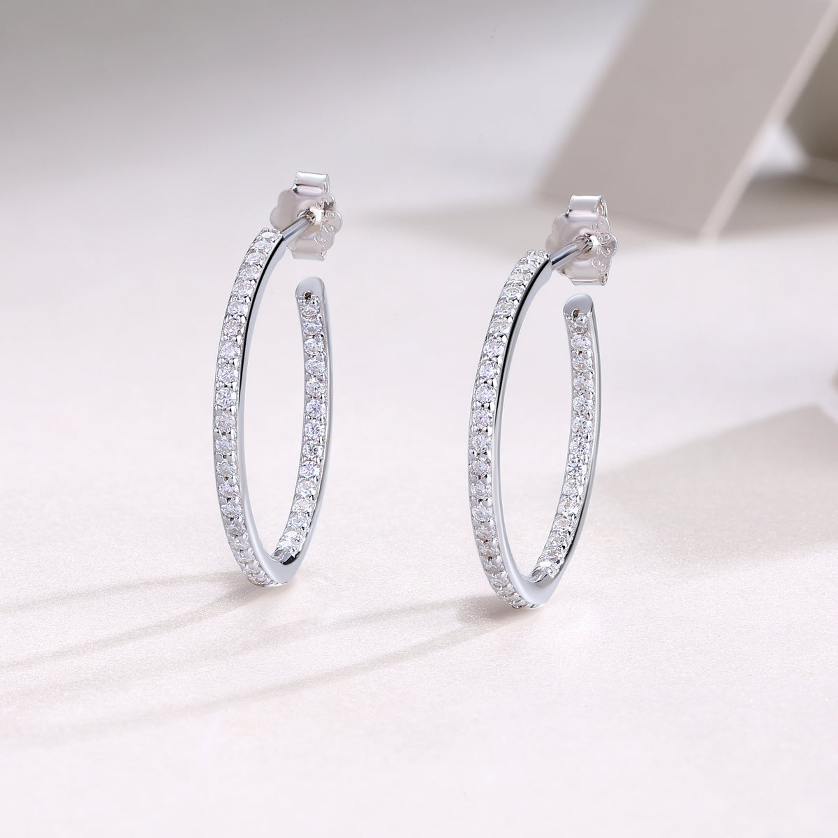 1Ribbon - Square Moissanite S925 Sterling Silver Earrings With Platinum - plated Stud Earrings, A Fashionable And Luxurious Diamond Jewelry Accessory Prohibit TikTok sales - 5 - cjdropshipping