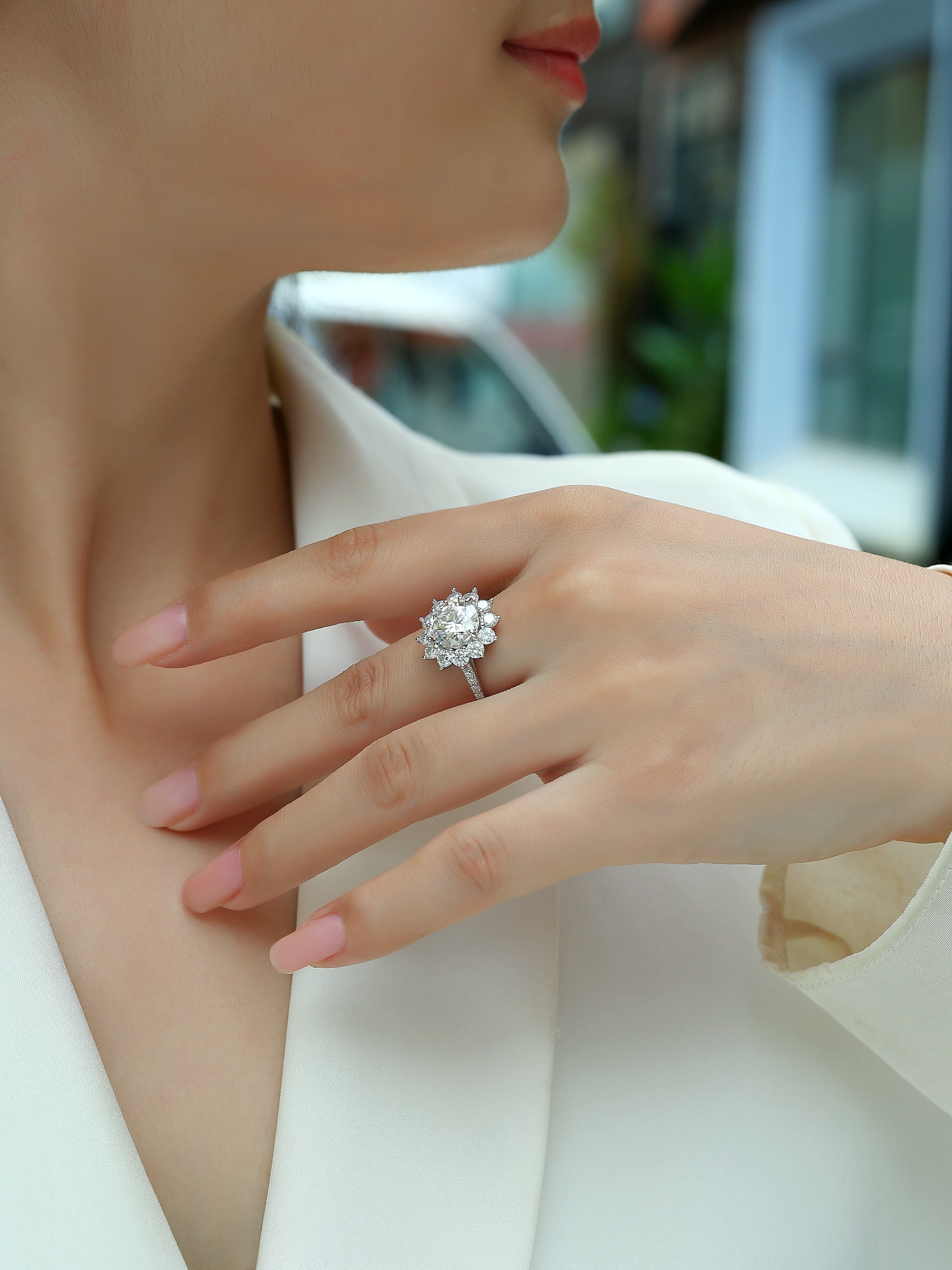 1Sunflower - A Fashionable Diamond Jewelry Piece Set With 3 - carat Moissanite S925 Sterling Silver And Platinum Diamond Ring Prohibit TikTok sales - 5 - CJ