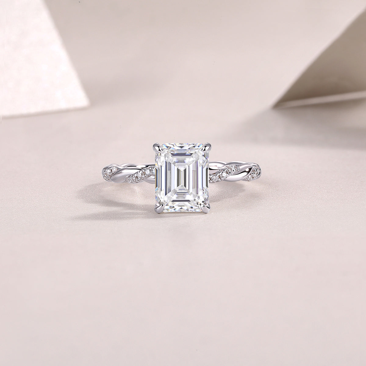 1Chasing Light - A Fashionable Diamond Jewelry Piece Set With Moissanite S925 Sterling Silver And Platinum - plated Diamond Ring Prohibit TikTok sales - 5 - CJ