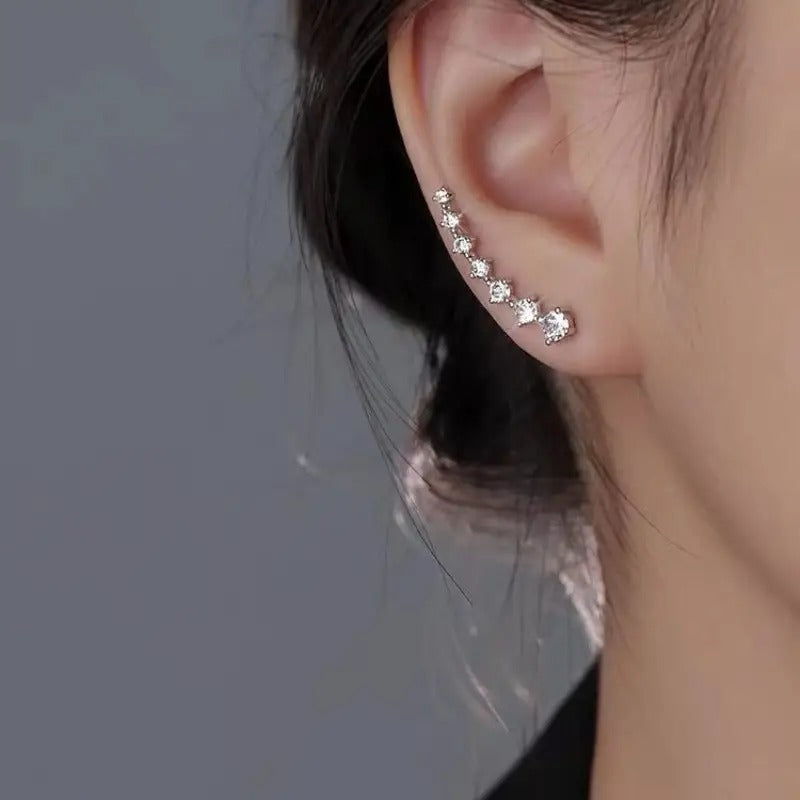 Earrings, With Ingenuity Revealed In The Flowing Luster, Light Up The Earlobes And Add The Finishing Touch To The Overall Look. - 5 - CJ