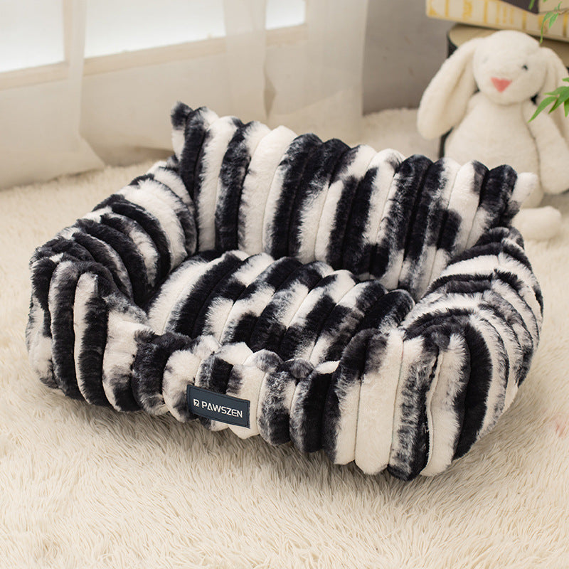 Large Pet Sofa Bed Plush Pet Bed - 0 - CJ