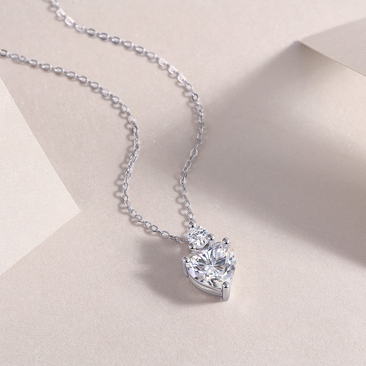 1Ripple Fantasy - A Fashionable And Luxurious Diamond Jewelry Pendant Set With Moissanite S925 Sterling Silver And Platinum Plating Prohibit TikTok sales - 5 - CJ