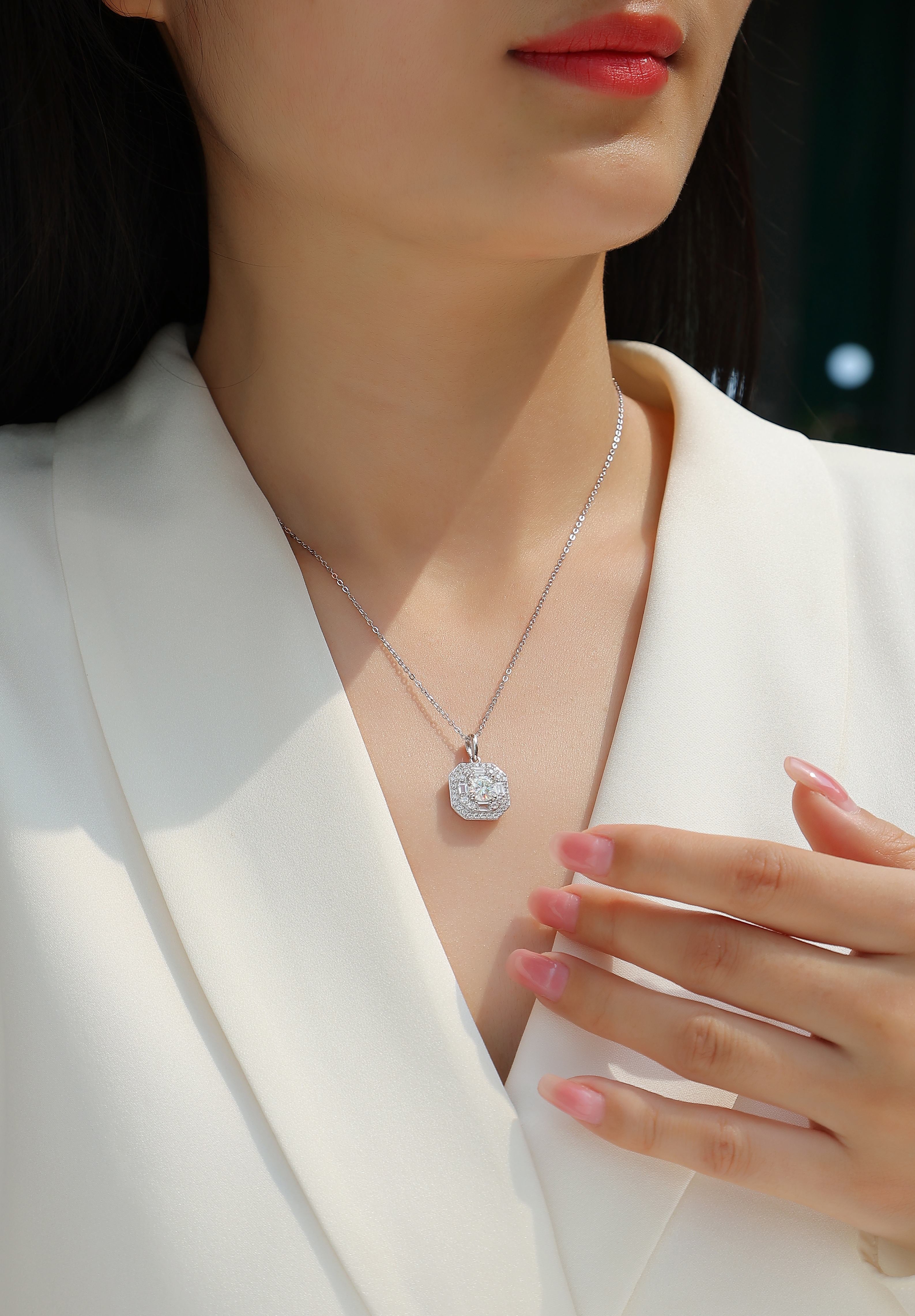 1Small Square Bag - A Fashionable And Luxurious Diamond Jewelry Piece Set With 1 - carat Moissan Diamond S925 Sterling Silver And Platinum - plated Pendant Prohibit TikTok sales - 5 - CJ