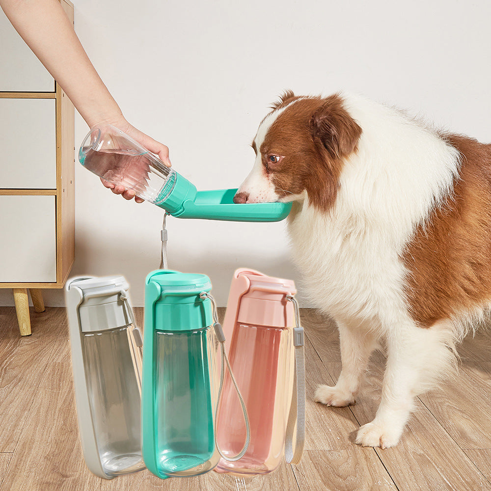 Pet Water Cup Outdoor Portable Folding Dog Water Bottle 550ml Large Capacity Medium To Large Dog Drinking Bottle - 0 - CJ