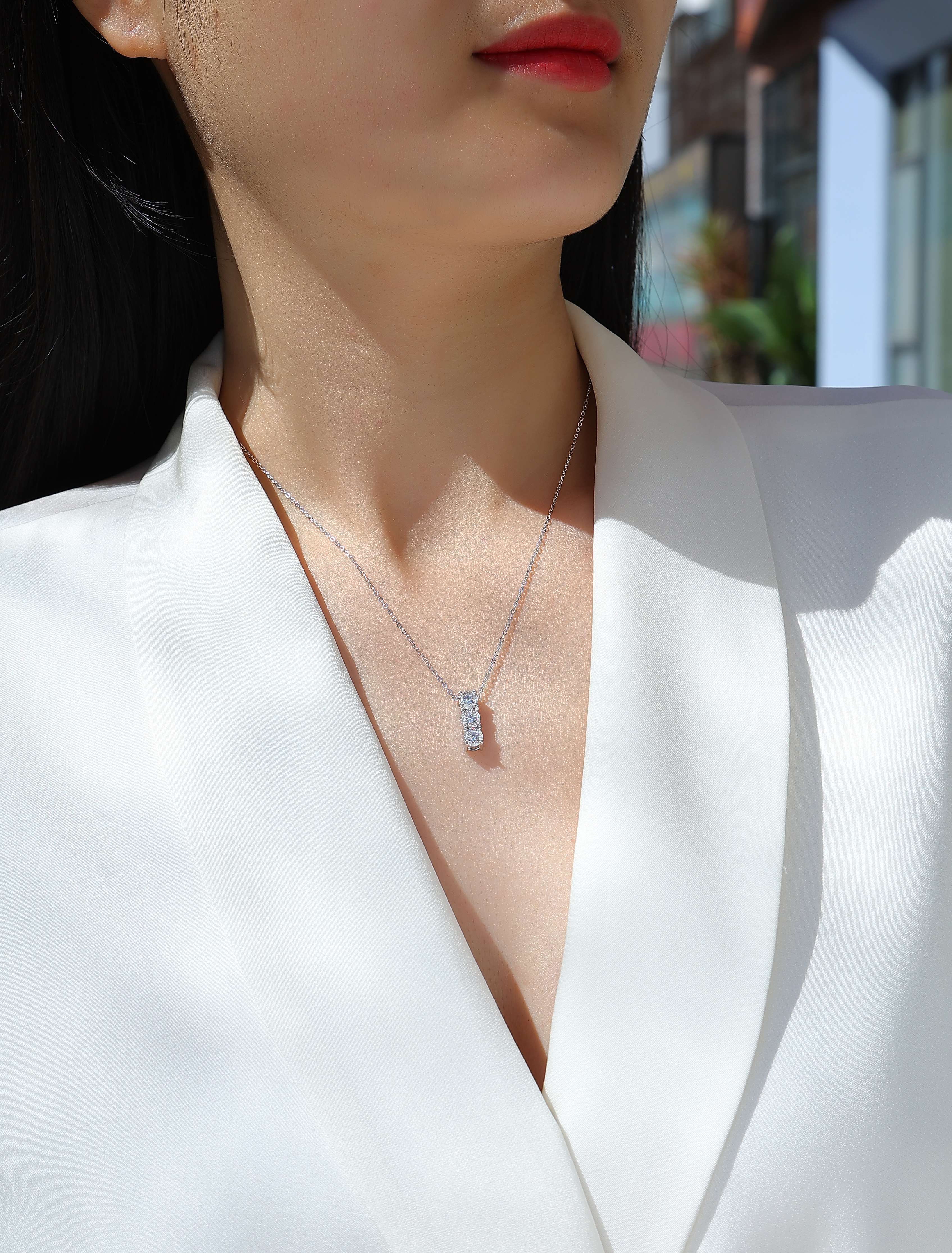 1Round - A Fashionable And Luxurious Diamond Jewelry Pendant Set With 0.5 - carat Moissan Diamonds, S925 Sterling Silver And Platinum Plating Prohibit TikTok sales - 5 - cj