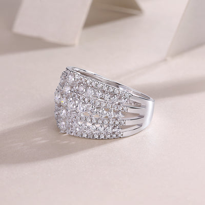 1Many Diamonds Are Arranged Luxuriously Fashionable Moissanite Silver Rings Prohibit TikTok sales - 5 - CJ