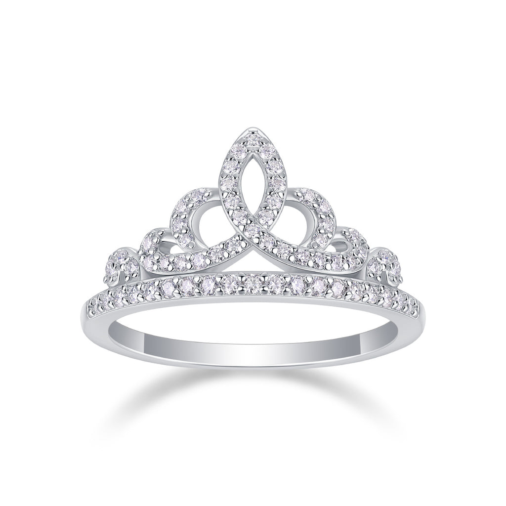 Crown Diamond Ring Luxury And Stylish Moissanite Silver Ring