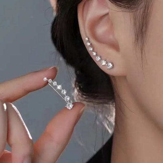 Earrings, With Ingenuity Revealed In The Flowing Luster, Light Up The Earlobes And Add The Finishing Touch To The Overall Look. - 5 - CJ