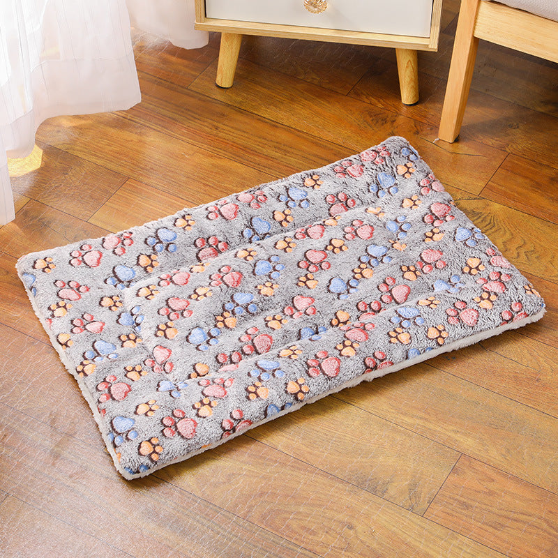 Thick Blanket Pet Bed Warm Sleeping Mat For Pets - 0 - CJ