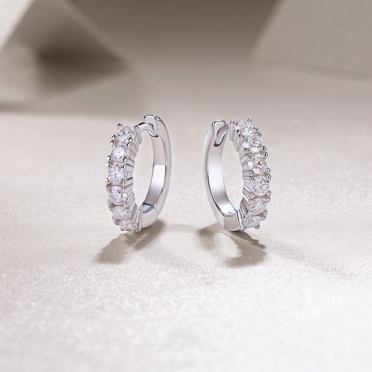 1Pursuit - Fashionable And Luxurious Diamond Jewelry Earrings Set With Moissanite S925 Sterling Silver And Platinum - plated Stud Earrings Prohibit TikTok sales - 5 - CJ
