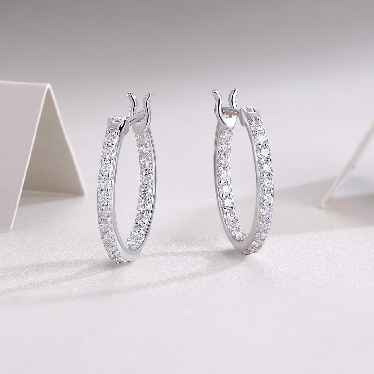 1Streamer Diamond Set With Moissanite Silver Earrings Luxury Fashion Diamond Earrings Stud Earrings Prohibit TikTok sales - 5 - CJ