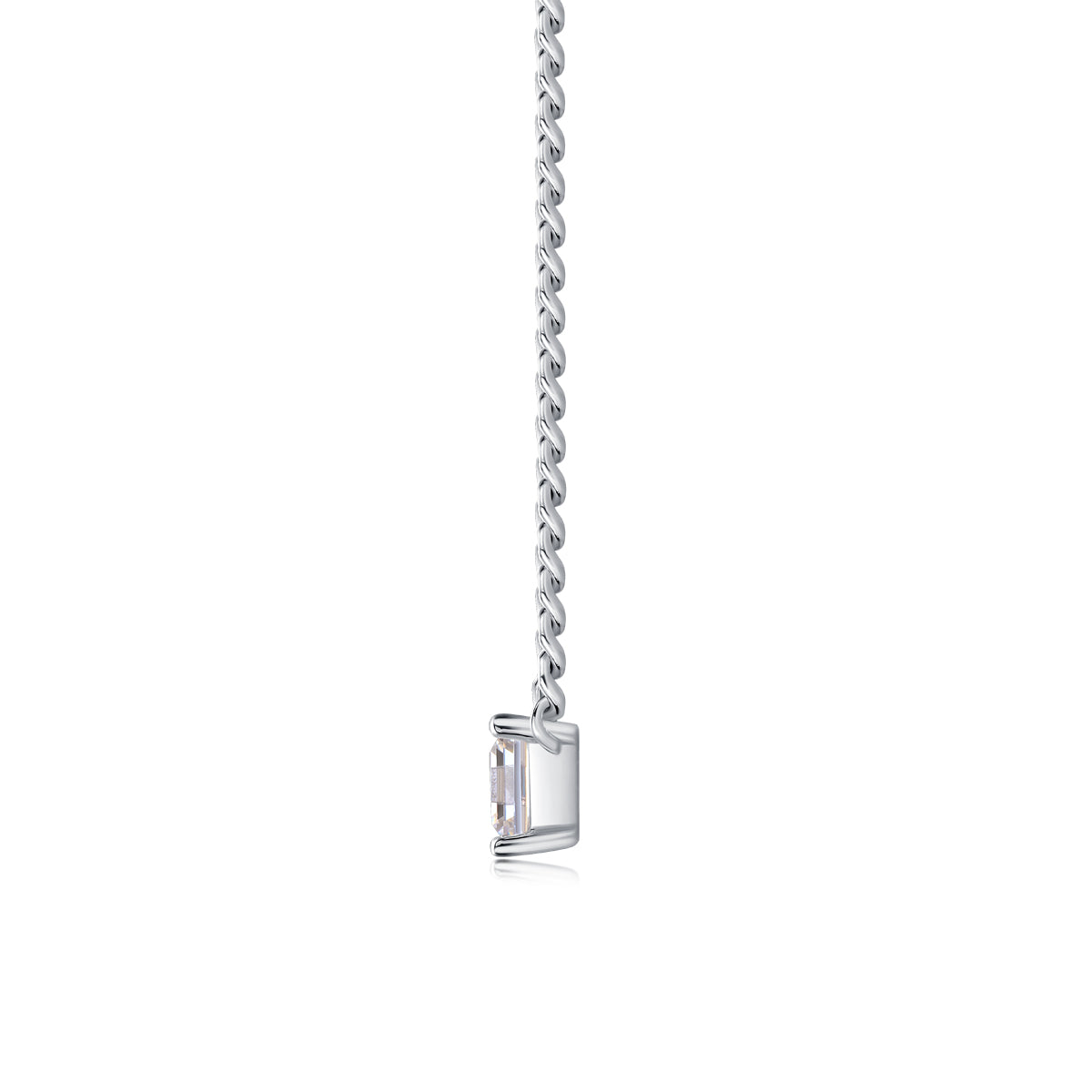 1Zhang Yang - A Fashionable And Luxurious Diamond Jewelry Pendant Set With Square Moissanite S925 Sterling Silver Prohibit TikTok sales