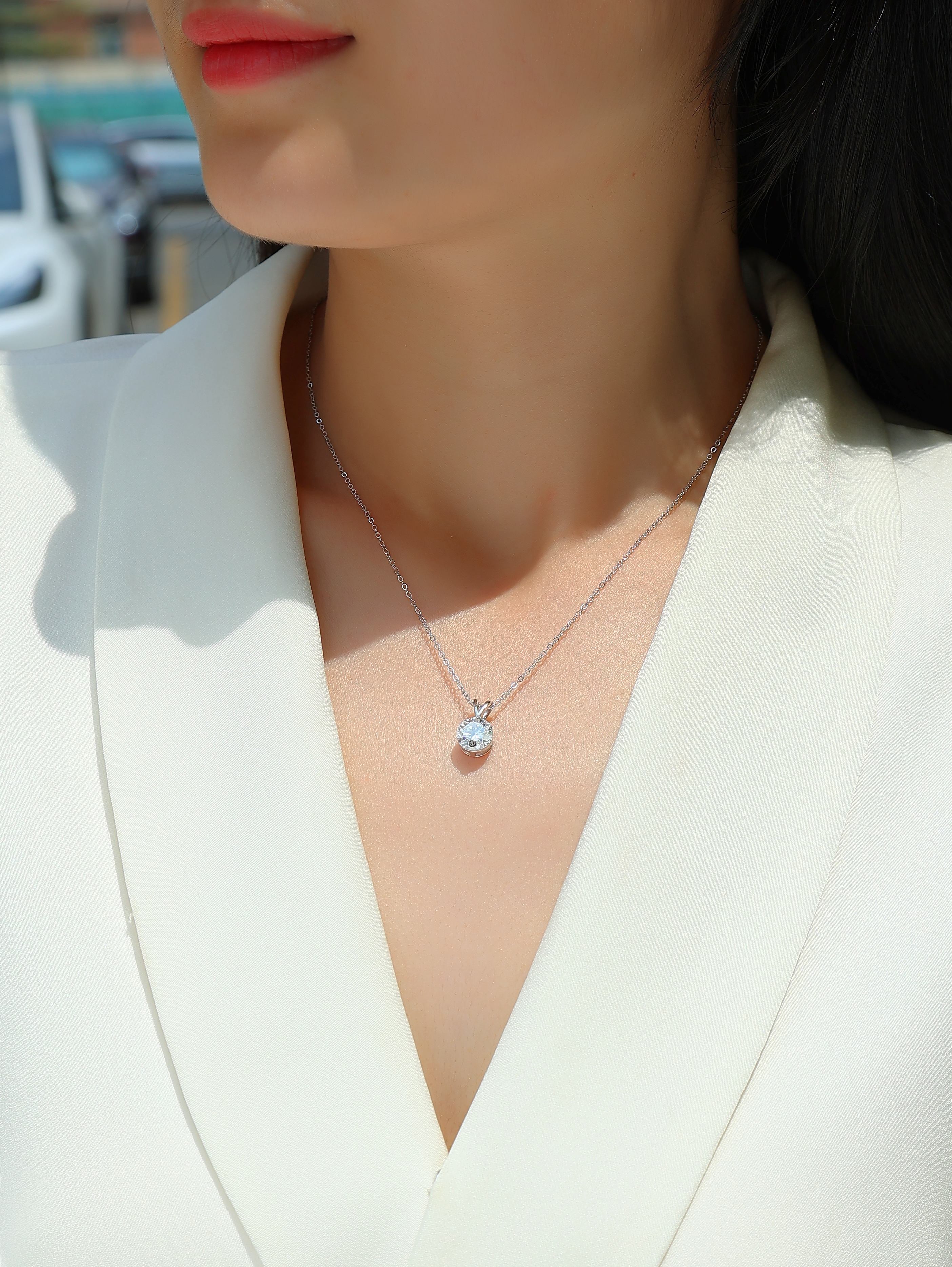 1V - shaped - A Fashionable And Luxurious Diamond Jewelry Piece Set With 2 - carat Moissan Diamond S925 Sterling Silver And Platinum - plated Pendant Prohibit TikTok sales - 5 - CJ