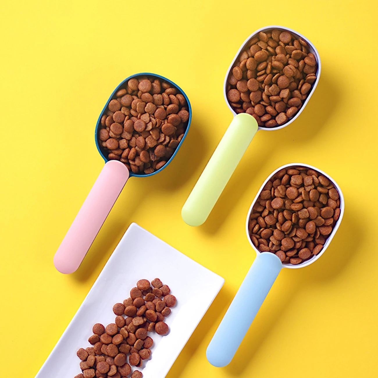 Pet Food Scoop With Ergonomic Bag Clip Handle For Cats Puppies And Small Dogs Measuring Scoop Dog Food Scoop, Plastic Measuring Cup Pet Food Feeding 1 Cup Spoon Long Handle With Clip For Dogs Cats - 5 - CJ