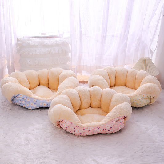 Pet Winter Sleeping Stay Thermal Sofa Bed - 0 - CJ