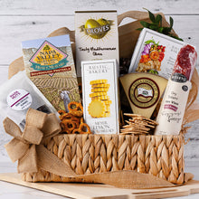 Gourmet Gratitude: Savory & Sweet Gift Basket - GreatArrivals