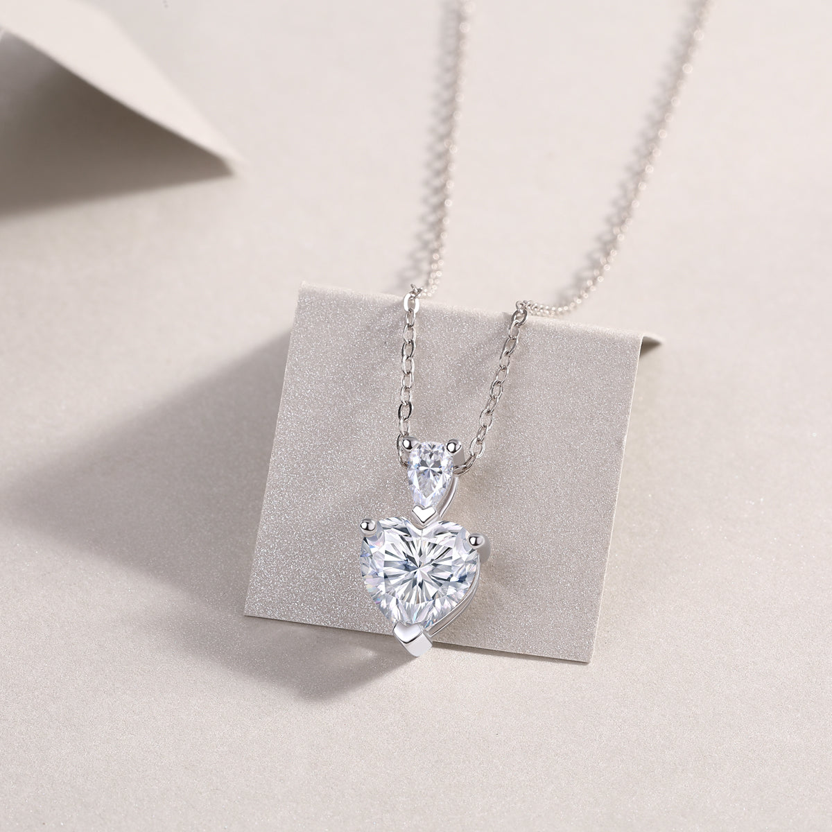 1The Beloved Of The Heart - A Fashionable And Luxurious Diamond Jewelry Pendant Set With Moissanite S925 Sterling Silver And Platinum Plating Prohibit TikTok sales - 5 - CJ