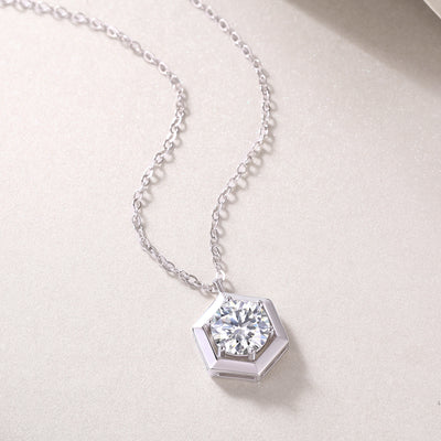 1Geometric - A Fashionable And Luxurious Diamond Jewelry Pendant Set With 1 - carat Moissanite S925 Sterling Silver Prohibit TikTok sales - 5 - cj