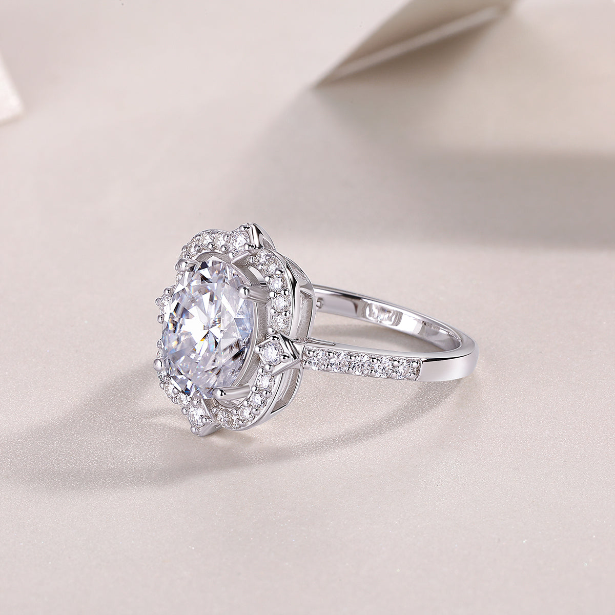 1Camellia - A Fashionable Jewelry Ring Set With Moissanite S925 Sterling Silver And Gold - plated Diamond Prohibit TikTok sales - 5 - CJ