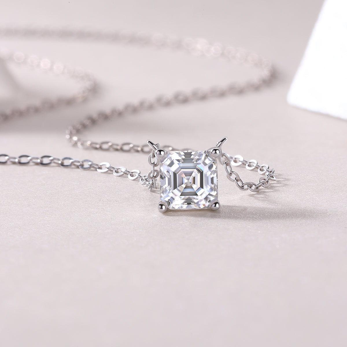 1Eternal - A Fashionable And Luxurious Diamond Jewelry Pendant Set With Square Moissanite S925 Sterling Silver Prohibit TikTok sales - 5 - cj
