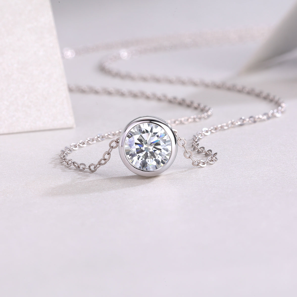 1Purity - A Fashionable And Luxurious Diamond Jewelry Pendant Set With 1 - carat Moissan Diamond S925 Sterling Silver Prohibit TikTok sales - 5 - cj