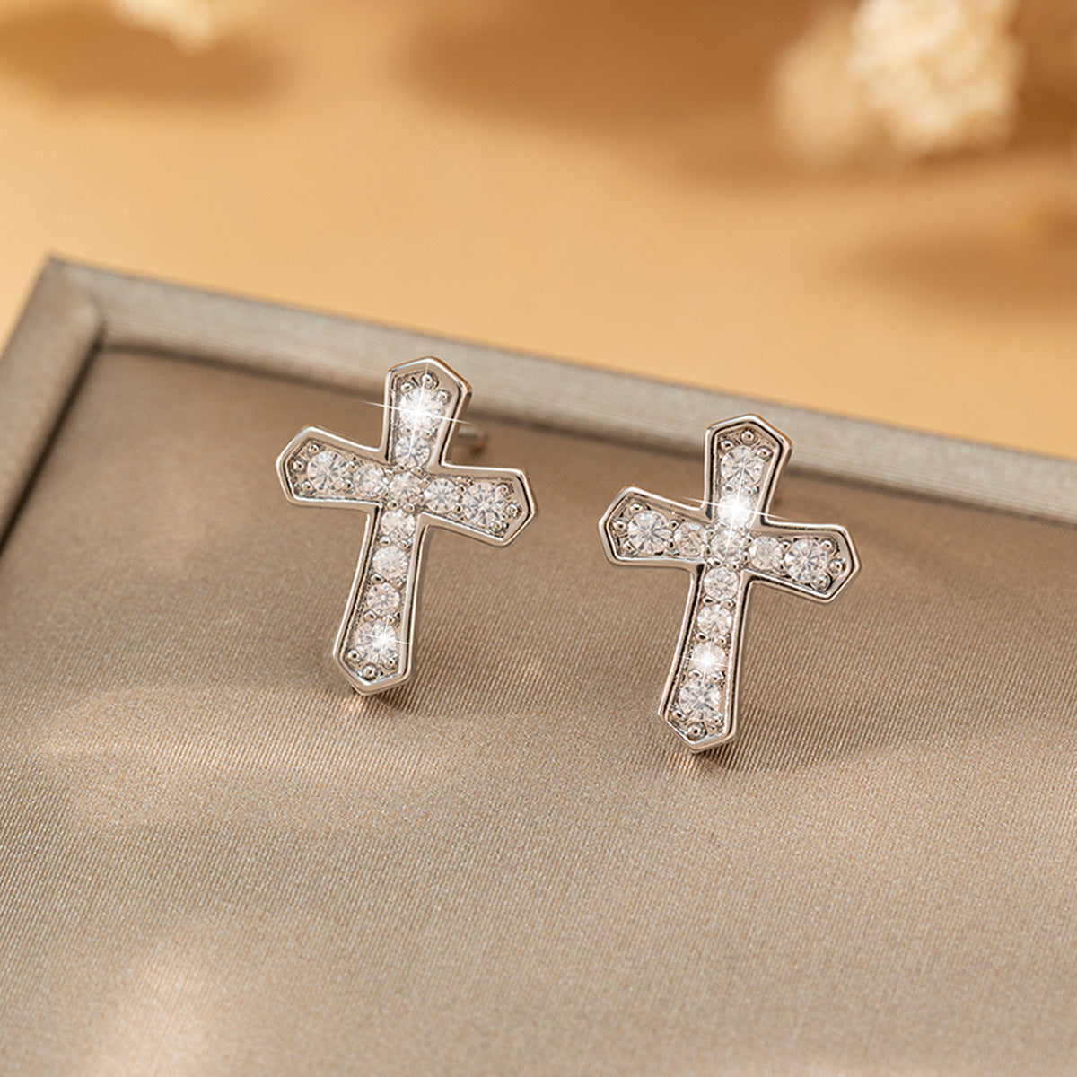 1 Pair Korean Trendy Zircon Cross Stud Earrings,Sparkling, Unisex.Hip Hop Piercing Jewelry - 5 - CJ