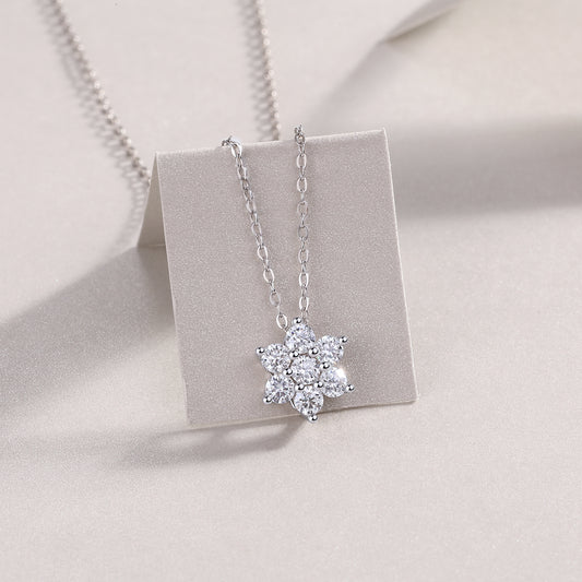 1Snowflakes Fluttering - A Fashionable And Luxurious Diamond Jewelry Pendant Set With Moissanite S925 Sterling Silver And Platinum Plating Prohibit TikTok sales - 5 - CJ