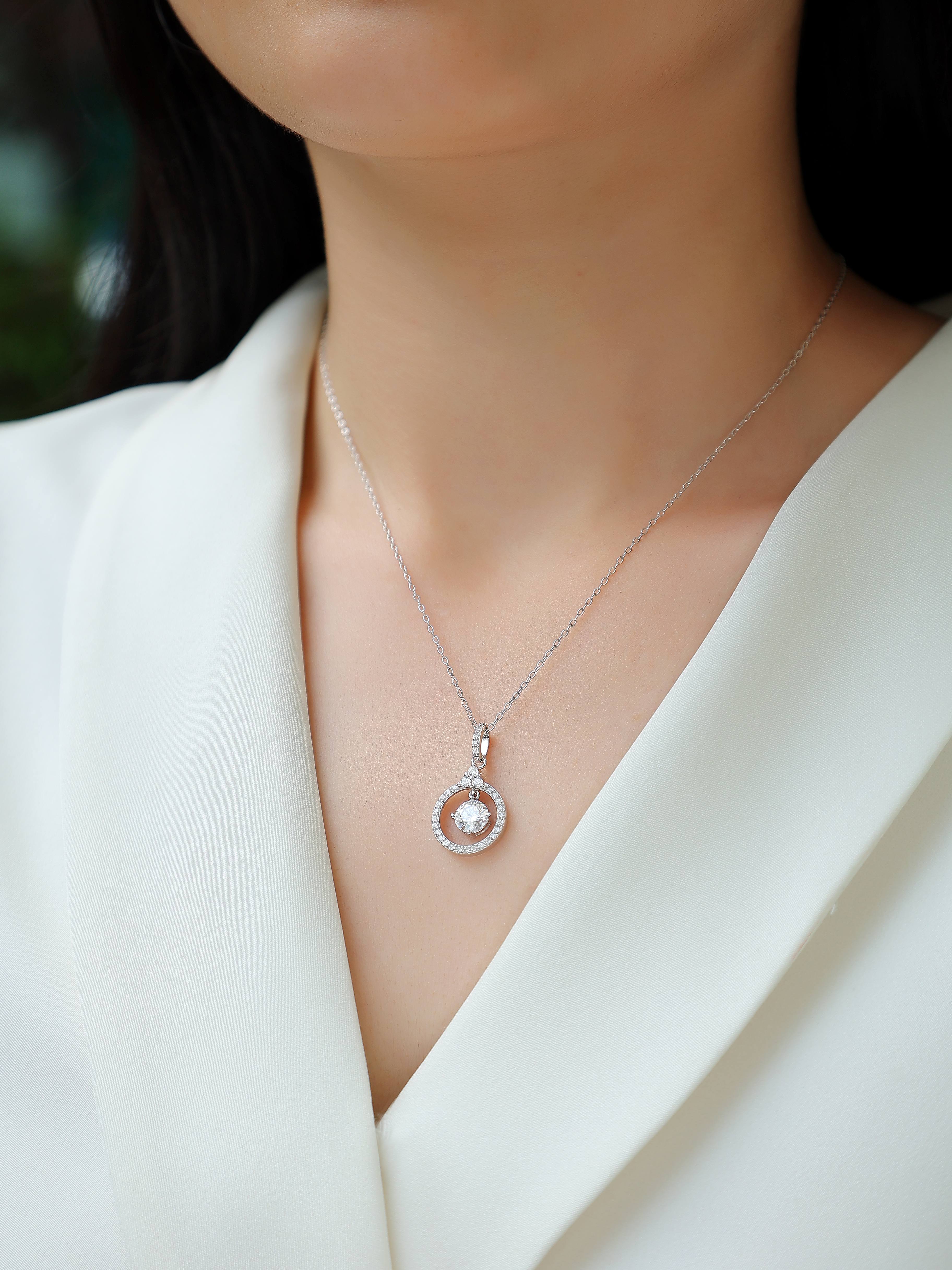 1Love Ring - A Fashionable And Luxurious Diamond Jewelry Pendant Set With 1 - carat Moissan Diamond S925 Sterling Silver And Platinum Plating Prohibit TikTok sales - 5 - CJ