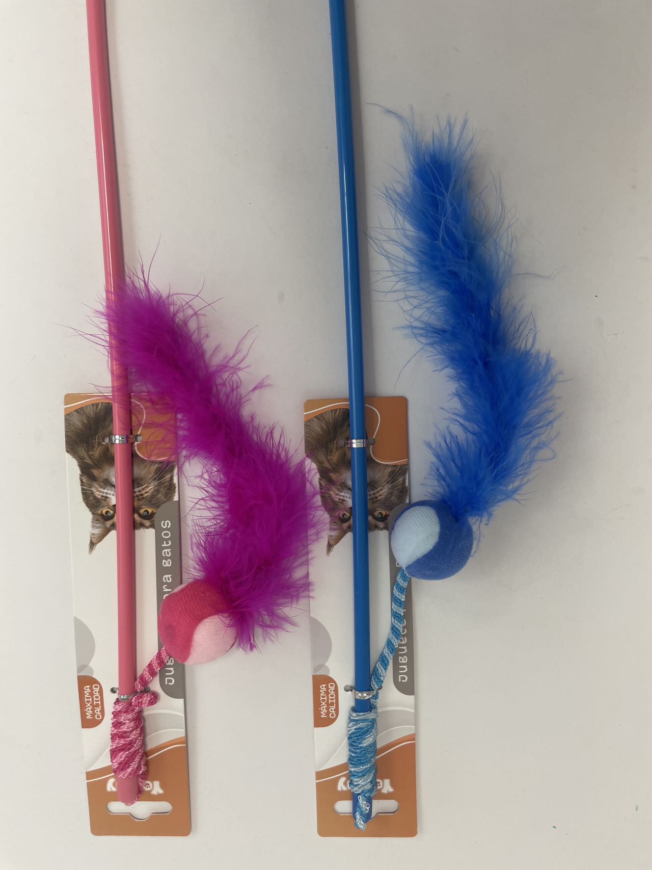 Small Ball Turkey Feather Cat Teaser - 5 - CJ
