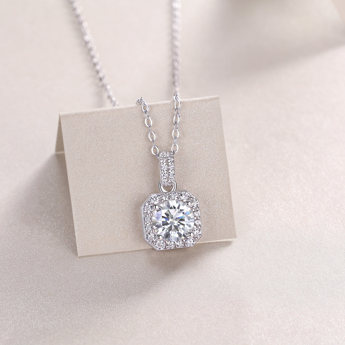 1Dawn Light - A Fashionable And Luxurious Diamond Jewelry Pendant Set With 1 - carat Moissanite S925 Sterling Silver And Platinum Plating Prohibit TikTok sales - 5 - cj